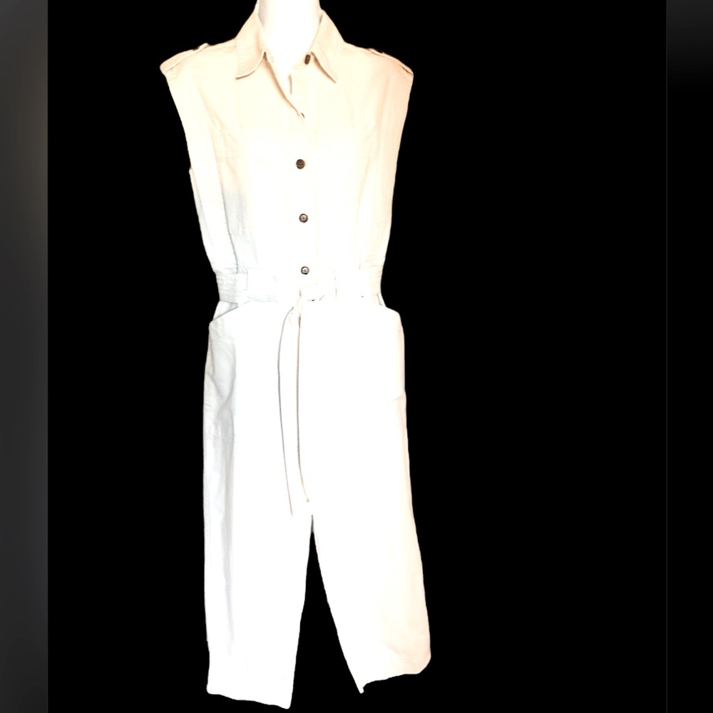 Banana Republic Jumpsuit size small Tan canvas denim, loose Lagen style fit cute